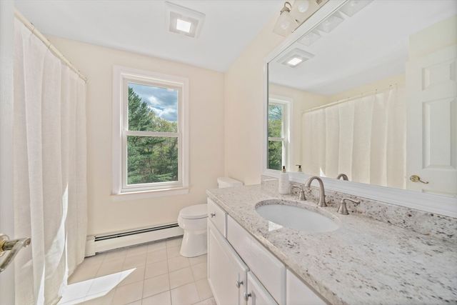 25 Hounds Ditch Ln, Duxbury, MA 02332