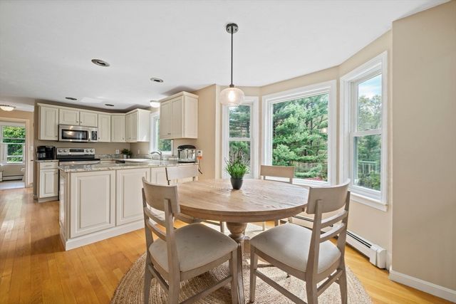 25 Hounds Ditch Ln, Duxbury, MA 02332