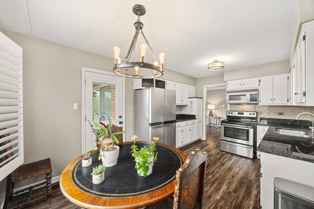 90 Golf View Lane A, Frankfort, IL 60423