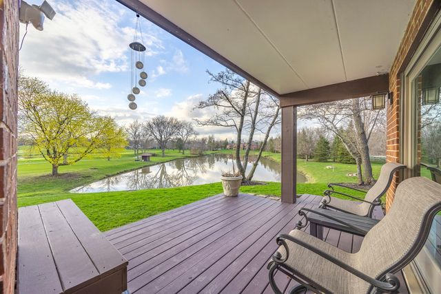90 Golf View Lane A, Frankfort, IL 60423