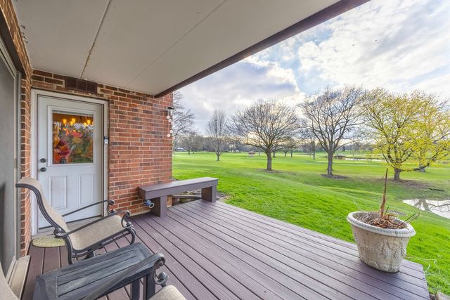 90 Golf View Lane A, Frankfort, IL 60423