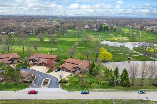 90 Golf View Lane A, Frankfort, IL 60423
