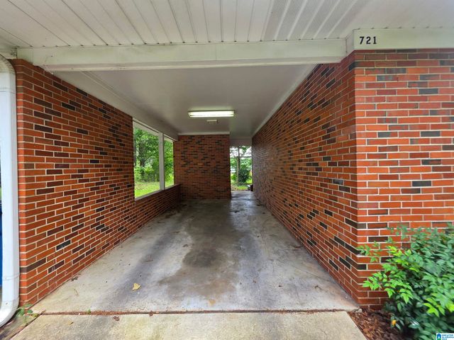 721 OAKLAND DRIVE, Fairfield, AL 35064