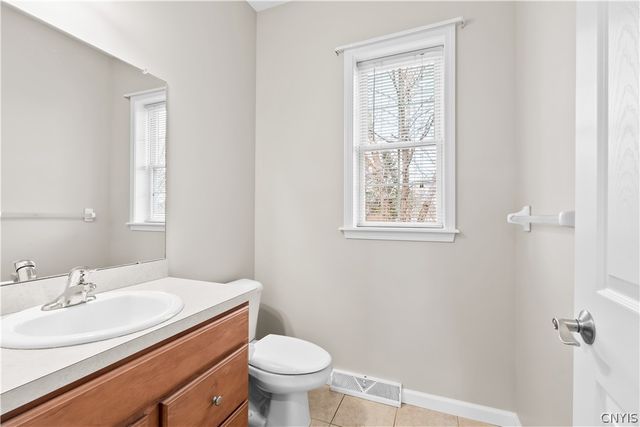 8735 Alizarin Avenue, Cicero, NY 13039