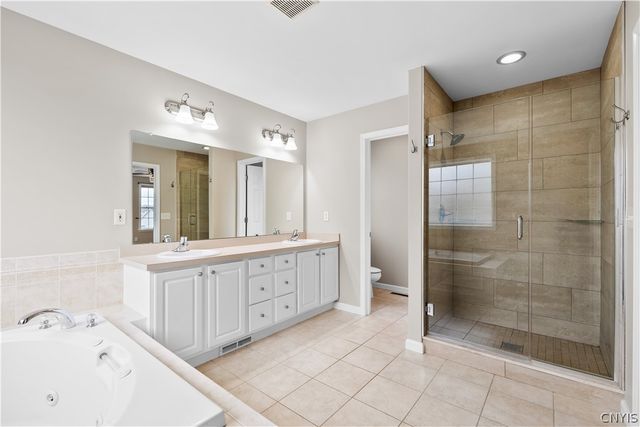 8735 Alizarin Avenue, Cicero, NY 13039