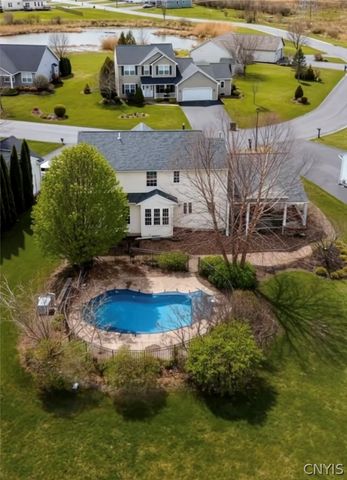 8735 Alizarin Avenue, Cicero, NY 13039