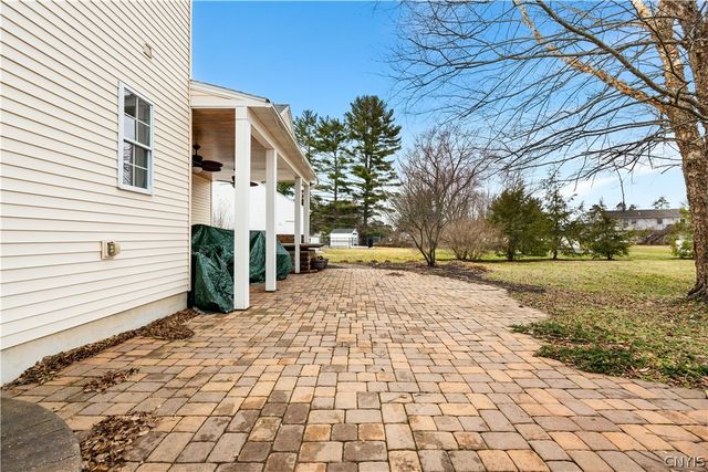 8735 Alizarin Avenue, Cicero, NY 13039