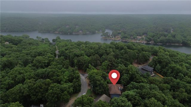 135 Mayfair Drive, Bella Vista, AR 72715