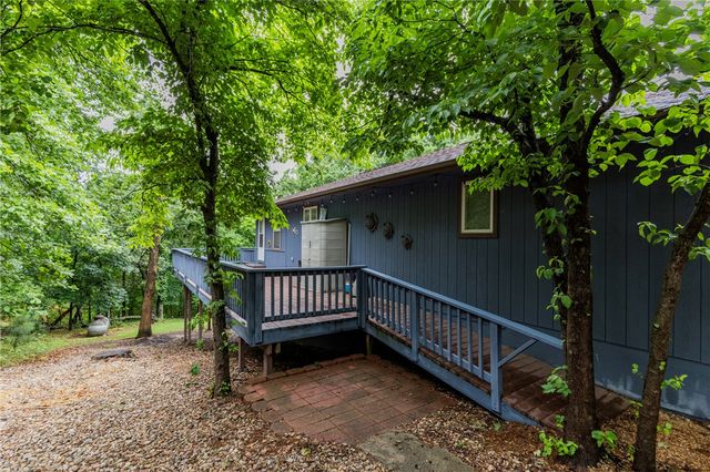 135 Mayfair Drive, Bella Vista, AR 72715
