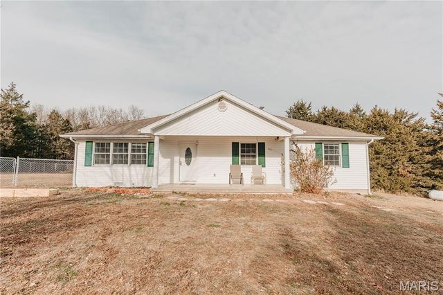 12280 Chicago Road, Dixon, MO 65459