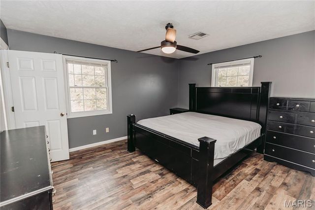 12280 Chicago Road, Dixon, MO 65459