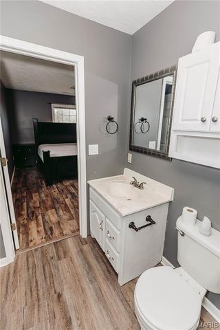 12280 Chicago Road, Dixon, MO 65459