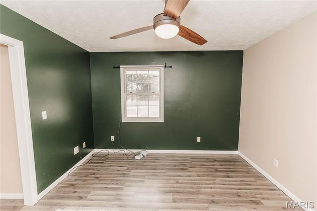 12280 Chicago Road, Dixon, MO 65459