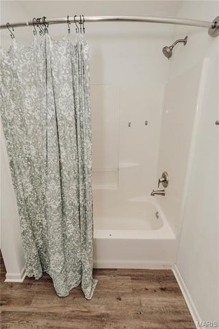 12280 Chicago Road, Dixon, MO 65459