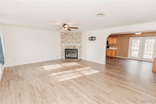 12280 Chicago Road, Dixon, MO 65459