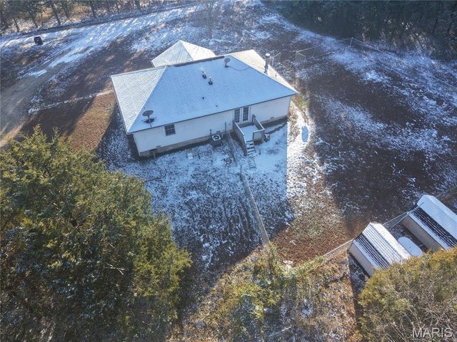 12280 Chicago Road, Dixon, MO 65459