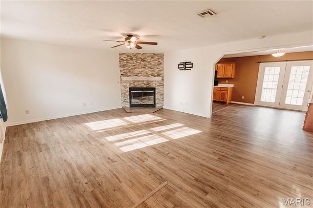 12280 Chicago Road, Dixon, MO 65459