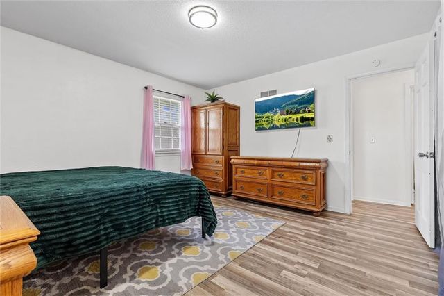 209 Augustus Drive, Excelsior Springs, MO 64024