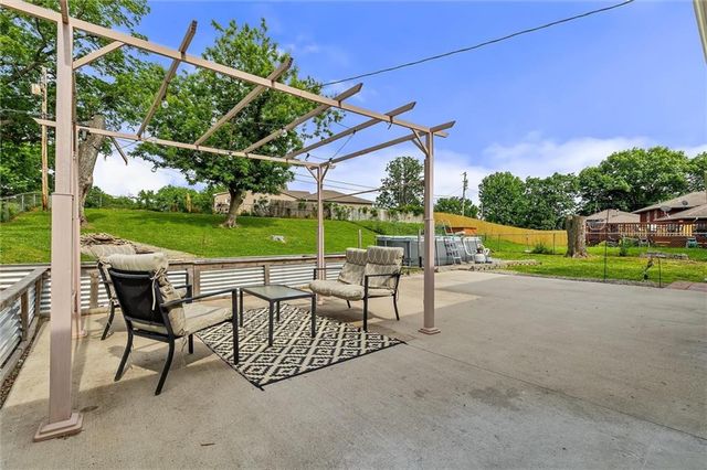 209 Augustus Drive, Excelsior Springs, MO 64024