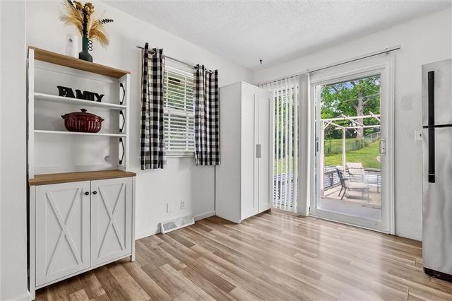 209 Augustus Drive, Excelsior Springs, MO 64024