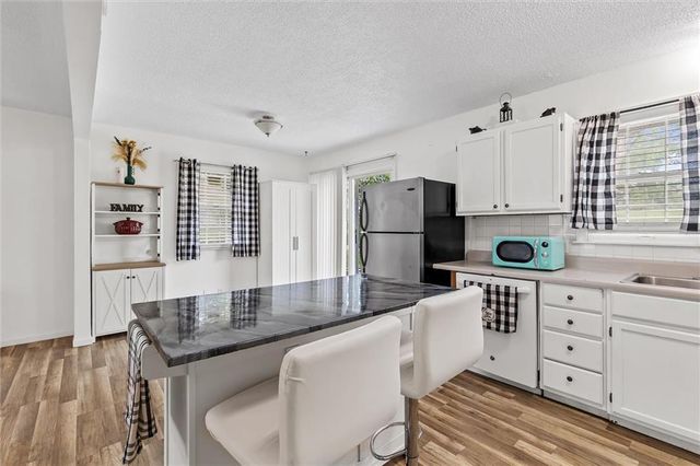 209 Augustus Drive, Excelsior Springs, MO 64024