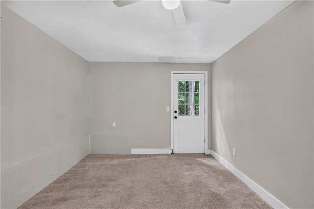 5027 Fitts Drive NE, Roswell, GA 30075