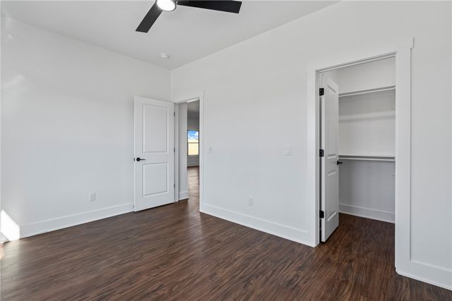 90 W Watson Lane, Farmington, AR 72730