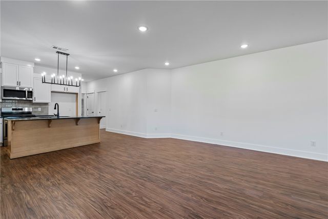 90 W Watson Lane, Farmington, AR 72730