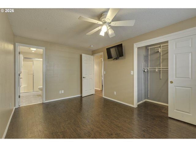 1235 CRYSTAL Ln, Lafayette, OR 97127