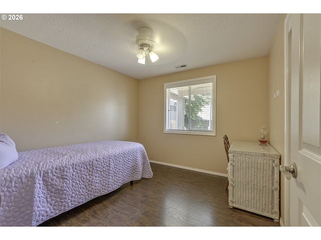 1235 CRYSTAL Ln, Lafayette, OR 97127