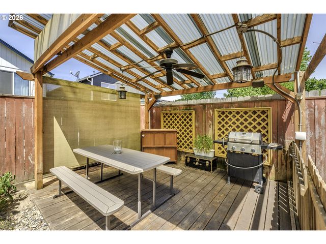 1235 CRYSTAL Ln, Lafayette, OR 97127