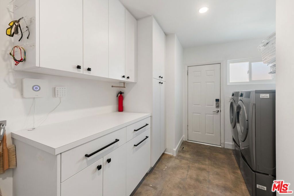 Image 16 of property listing at 68554 J Street, Cathedral City, CA 92234