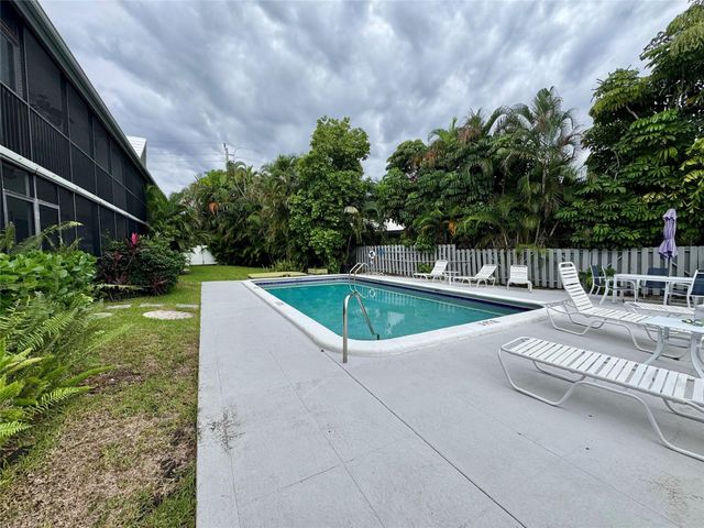 2801 NE 33RD Court 206, Fort Lauderdale, FL 33306