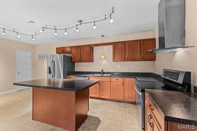 3380 Piazza Lane, Edwardsville, IL 62025