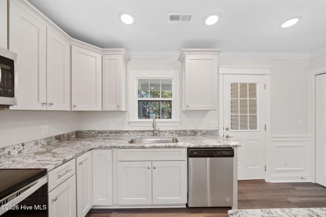 255 Cherry Road, Southport, NC 28461