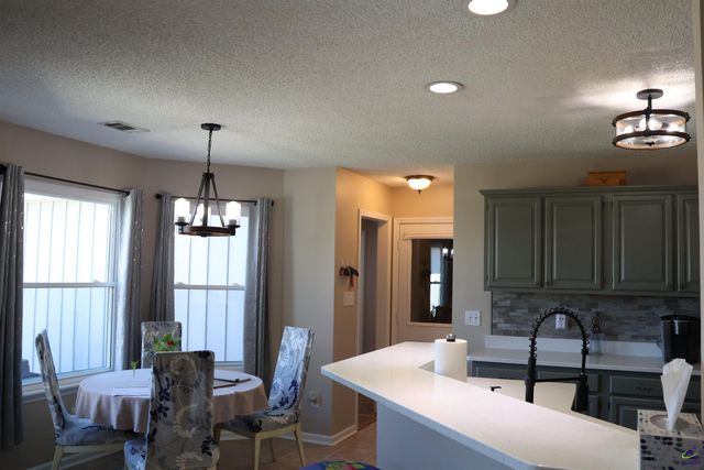 511 Greenview Court, Bonaire, GA 31005