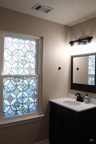 511 Greenview Court, Bonaire, GA 31005