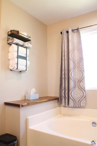 511 Greenview Court, Bonaire, GA 31005