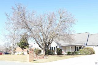 511 Greenview Court, Bonaire, GA 31005