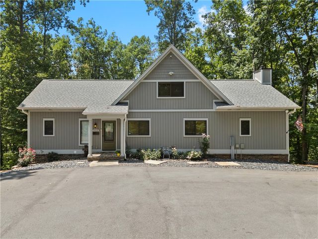 332 Two Rivers Drive, Westminster, SC 29693