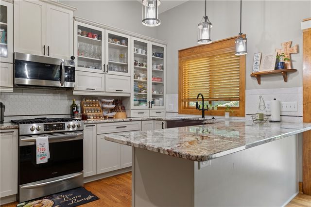 332 Two Rivers Drive, Westminster, SC 29693