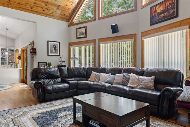 332 Two Rivers Drive, Westminster, SC 29693
