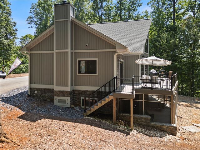 332 Two Rivers Drive, Westminster, SC 29693