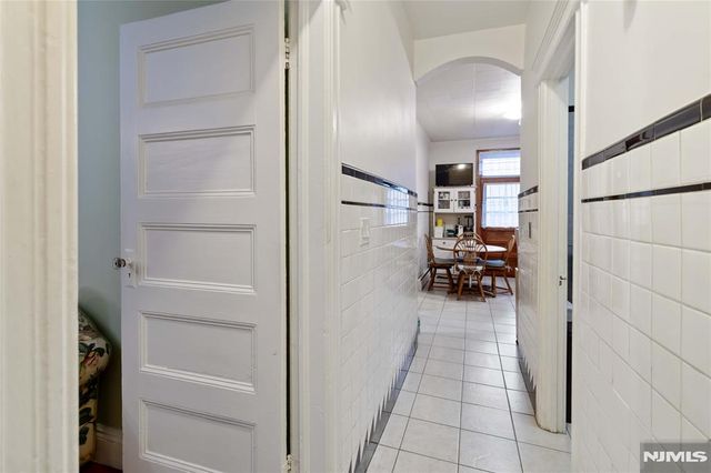 622 21st Street, Union City, NJ 07087