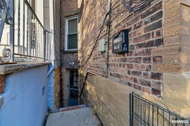 622 21st Street, Union City, NJ 07087