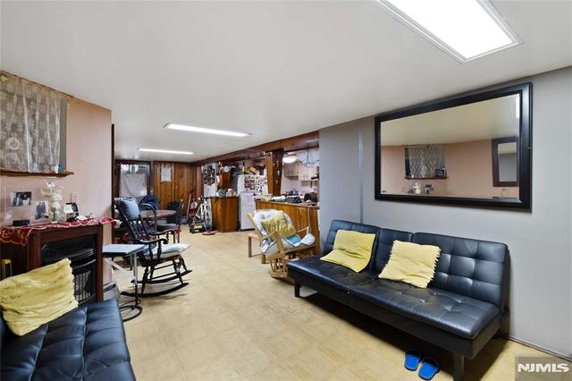 622 21st Street, Union City, NJ 07087