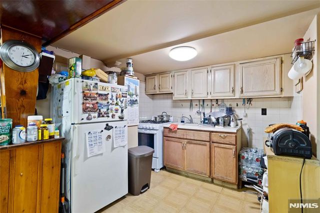 622 21st Street, Union City, NJ 07087