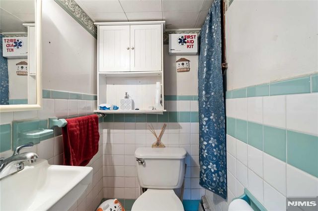 622 21st Street, Union City, NJ 07087