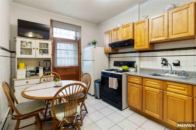 622 21st Street, Union City, NJ 07087