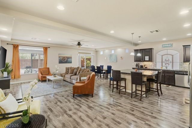 8430 Golden Amber Street, Las Vegas, NV 89139